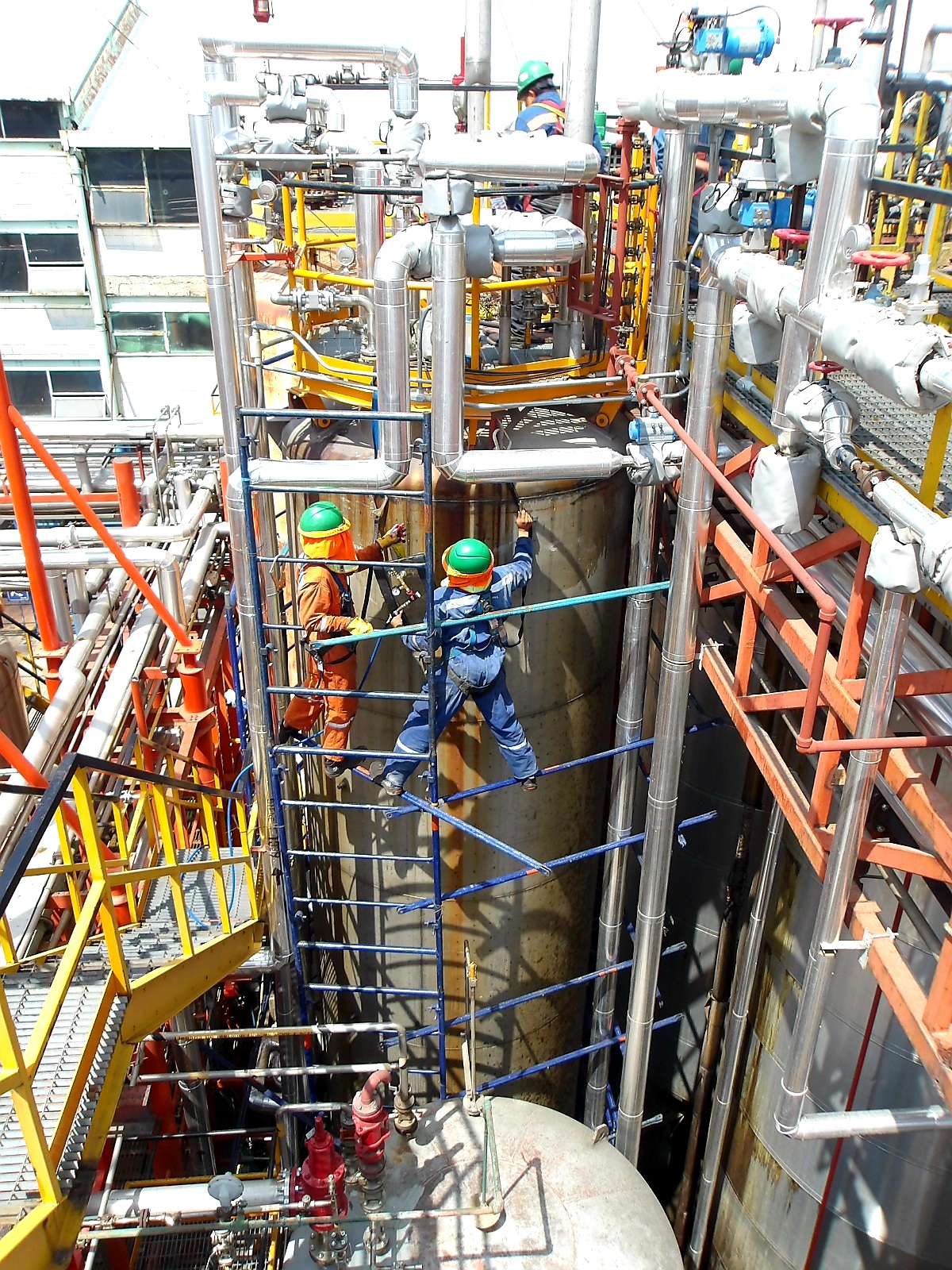 Inspección de equipos en altura